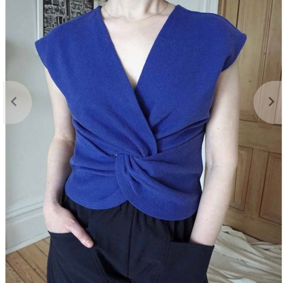 Ursa Minor studio summer twist top - Picture 4 of 4